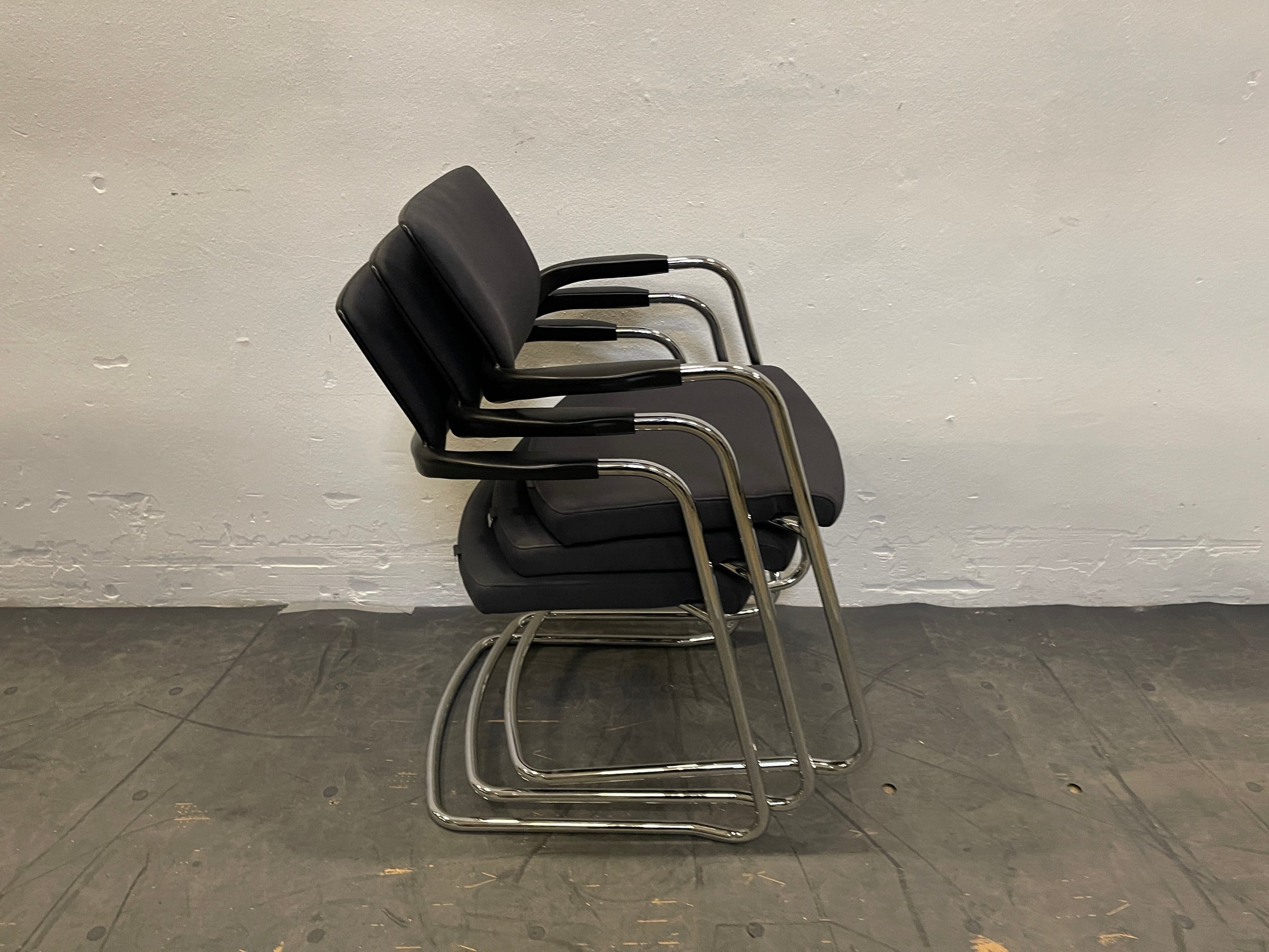 Interstuhl Konferenzstuhl Blau