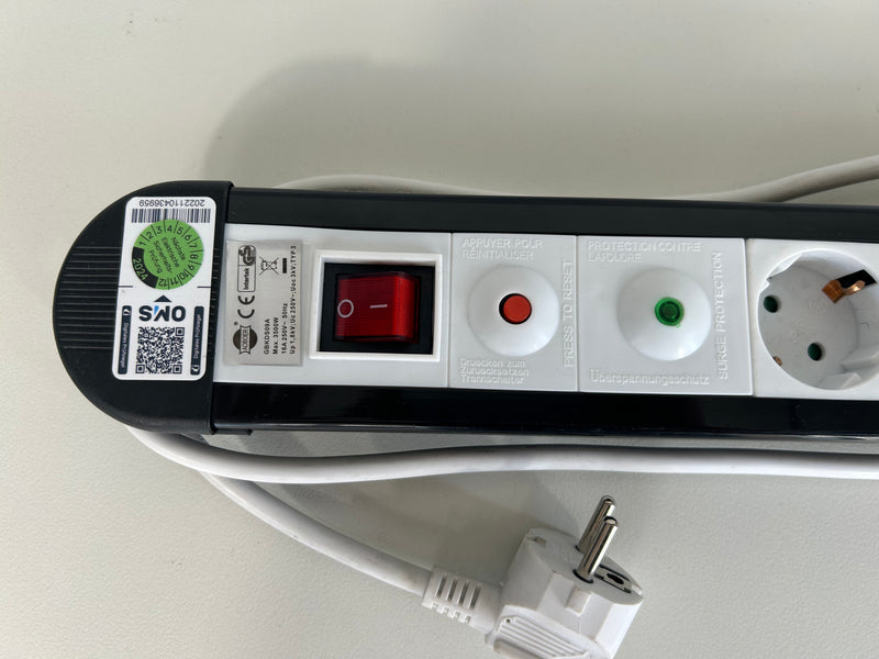 Steckdosenleiste 9x Stecker Goobay Überspannungsschutz