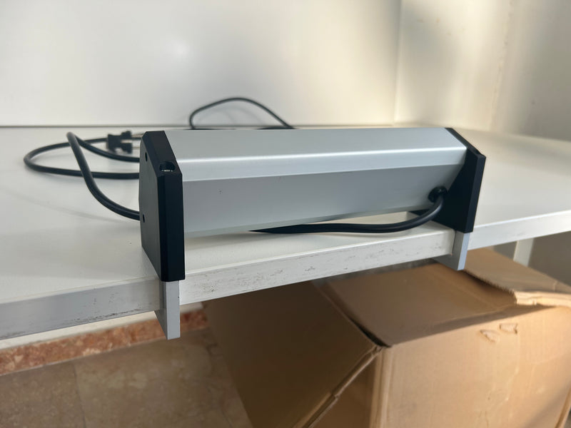 Bachmann DESK 902.1968 Steckdosenleiste mit/ohne Haltewinkel
