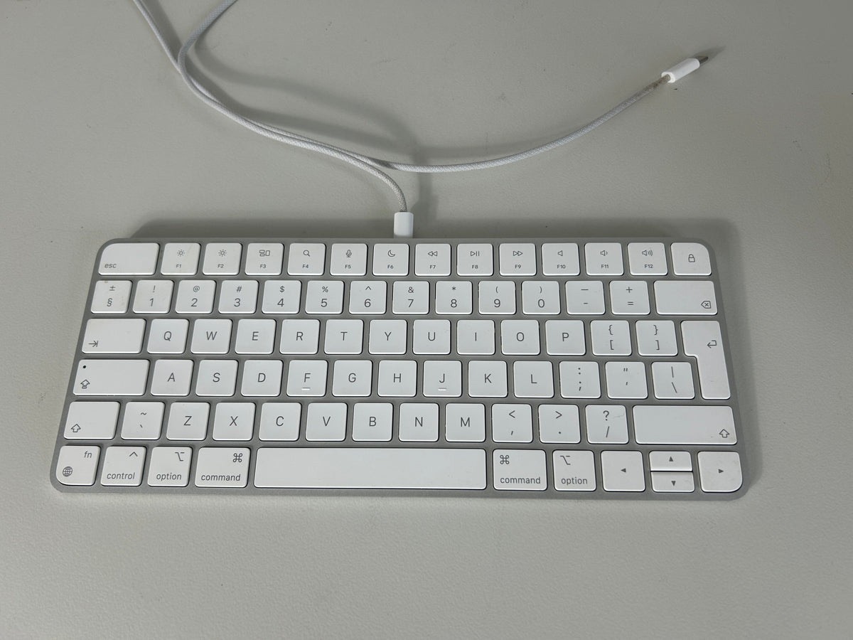Apple Tastatur A2450