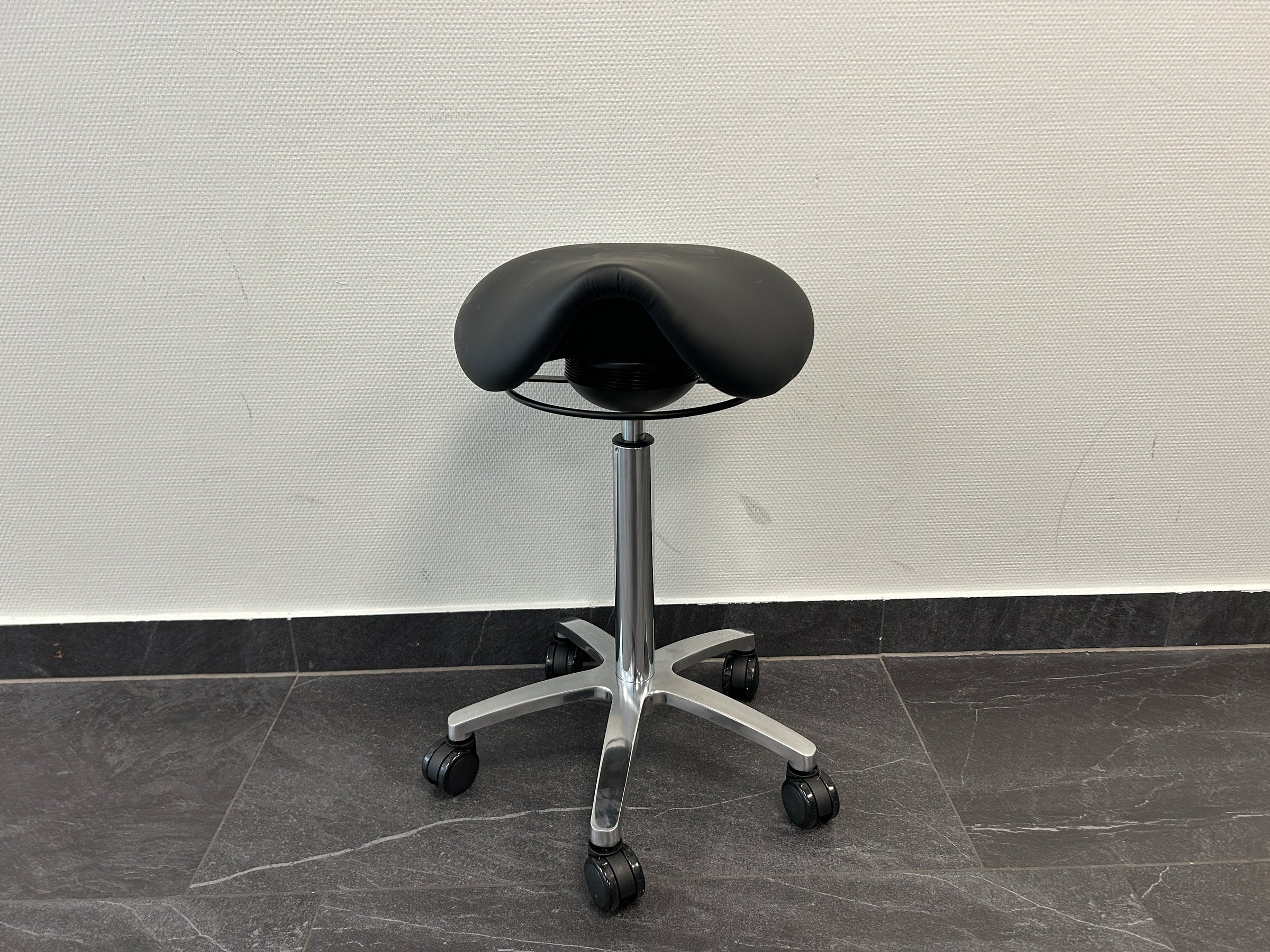 BMB UPRIGHT Venezia Sattelhocker Stehhilfe schwarz NEU OVP