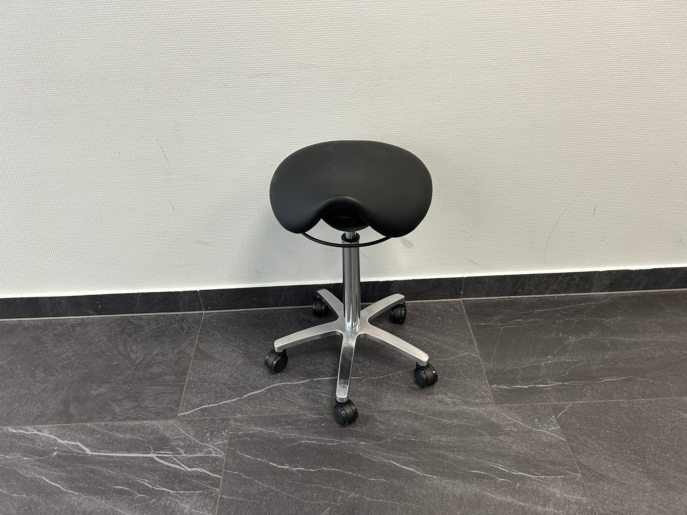 BMB UPRIGHT Venezia Sattelhocker Stehhilfe schwarz NEU OVP