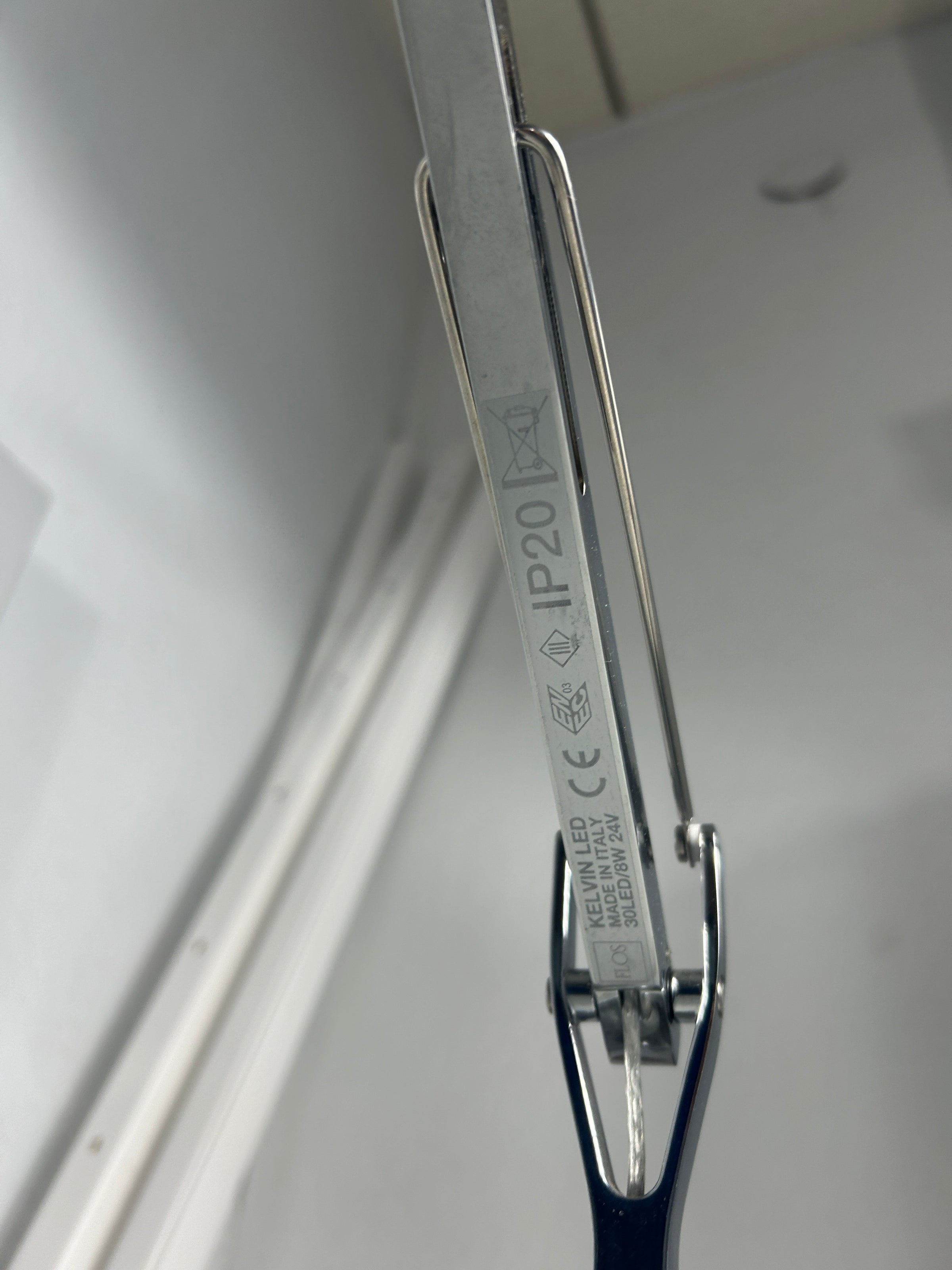 Flos Kelvin LED Lampe mit Klemme Büroleuchte Schreibtischleuchte