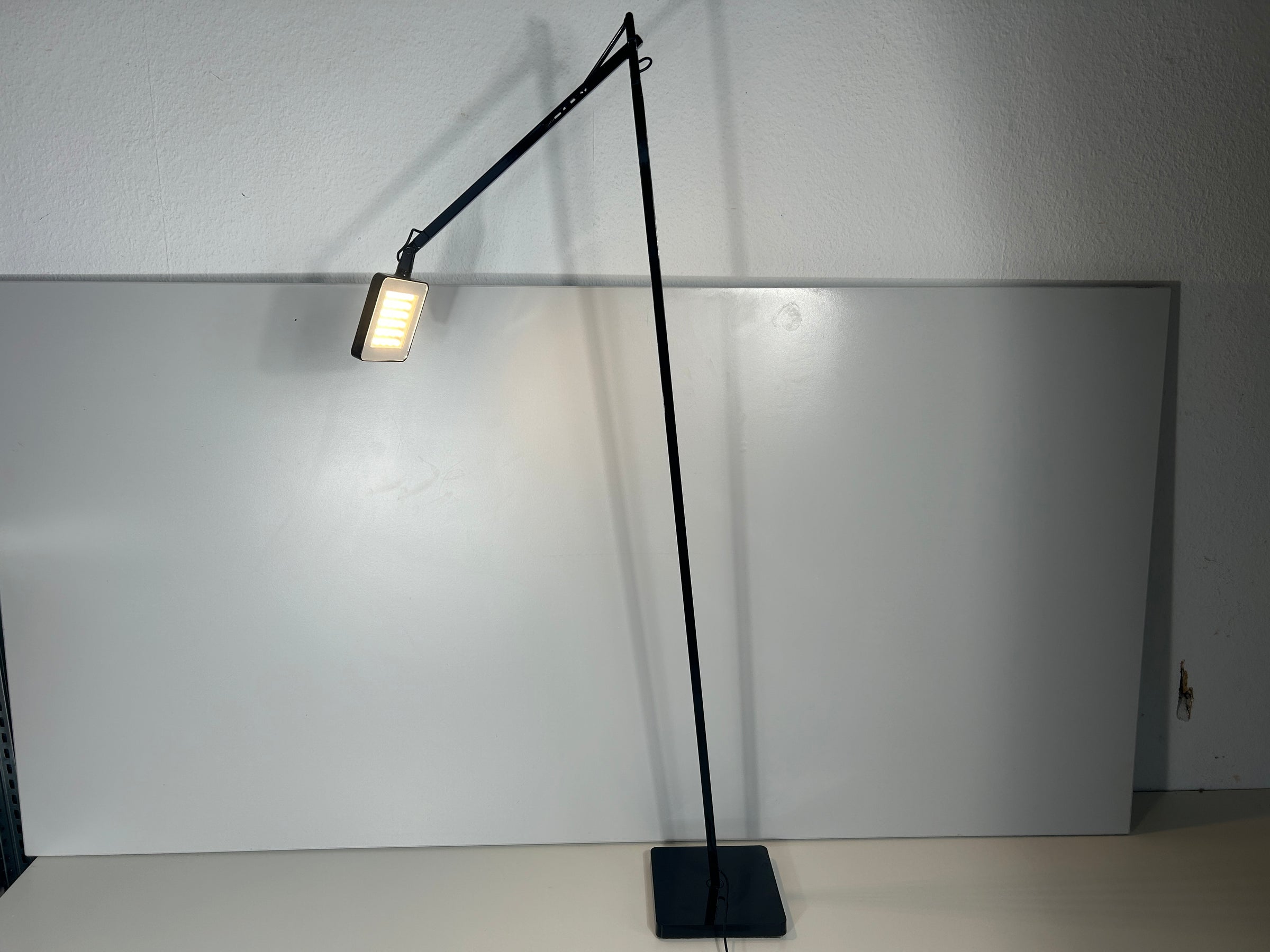 Flos Kelvin XXL LED Lampe Tischleuchte Büroleuchte Stehleuchte