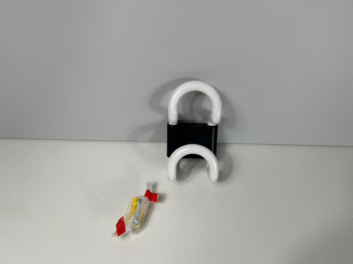 UNILUX 341 Gaderobenhaken Kleiderhaken Weiß Rot Schwarz NEU OVP