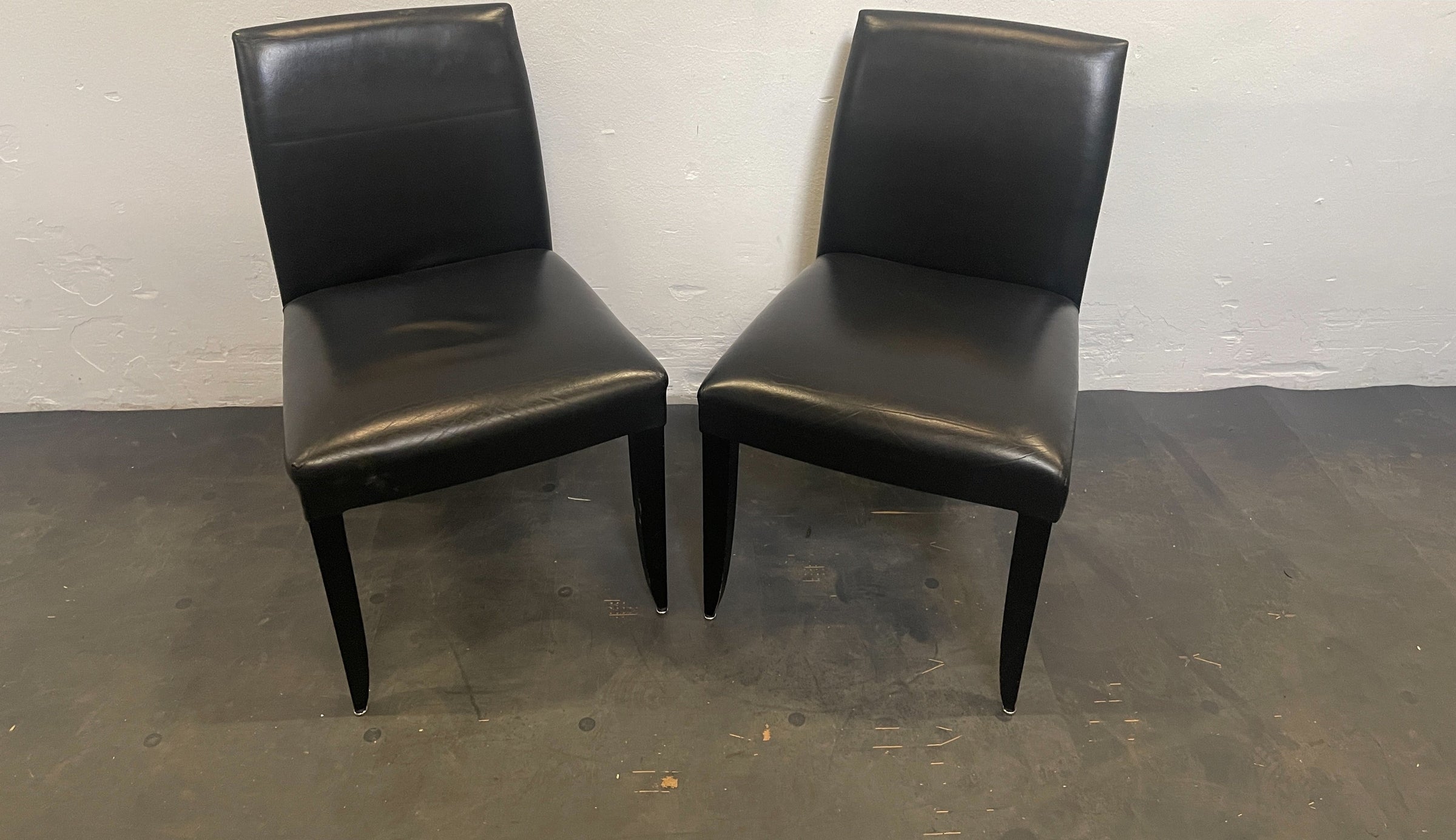 Andreu World Konferenzstuhl Lederstuhl ohne Armlehne